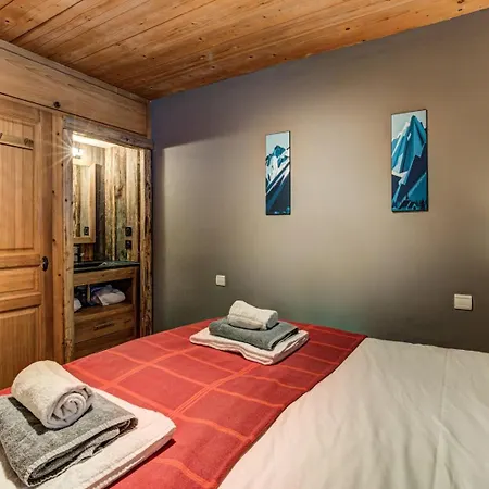 Chalet Davos: A Cozy Haven For Ski Enthusiasts Apartment